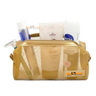 Necessaire na cor dourado