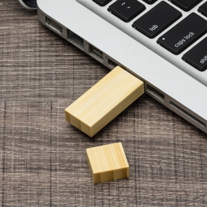 Pen Drive de Bambu Personalizado — foto 3