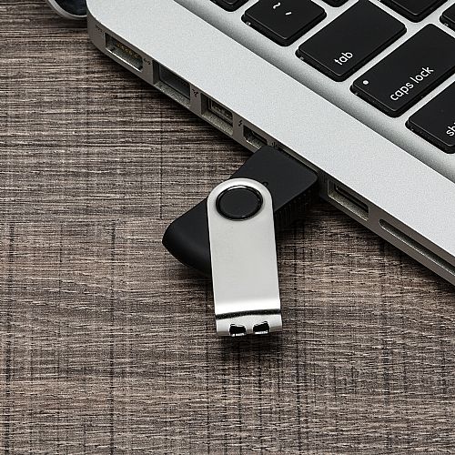 Pen drive 8GB Personalizado — foto 2
