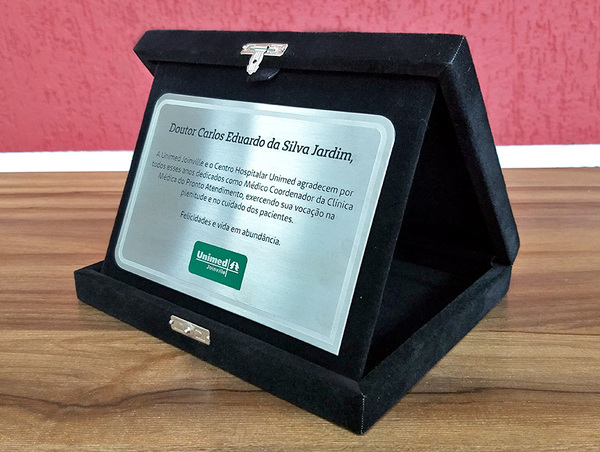 Placa de Homenagem Com Estojo de Veludo