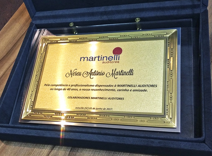 Placa de Homenagem Com Moldura Especial