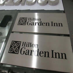 Placa de Inox Personalizada