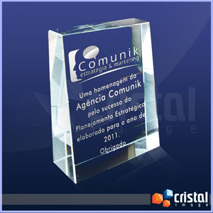 Placa personalizada em cristal