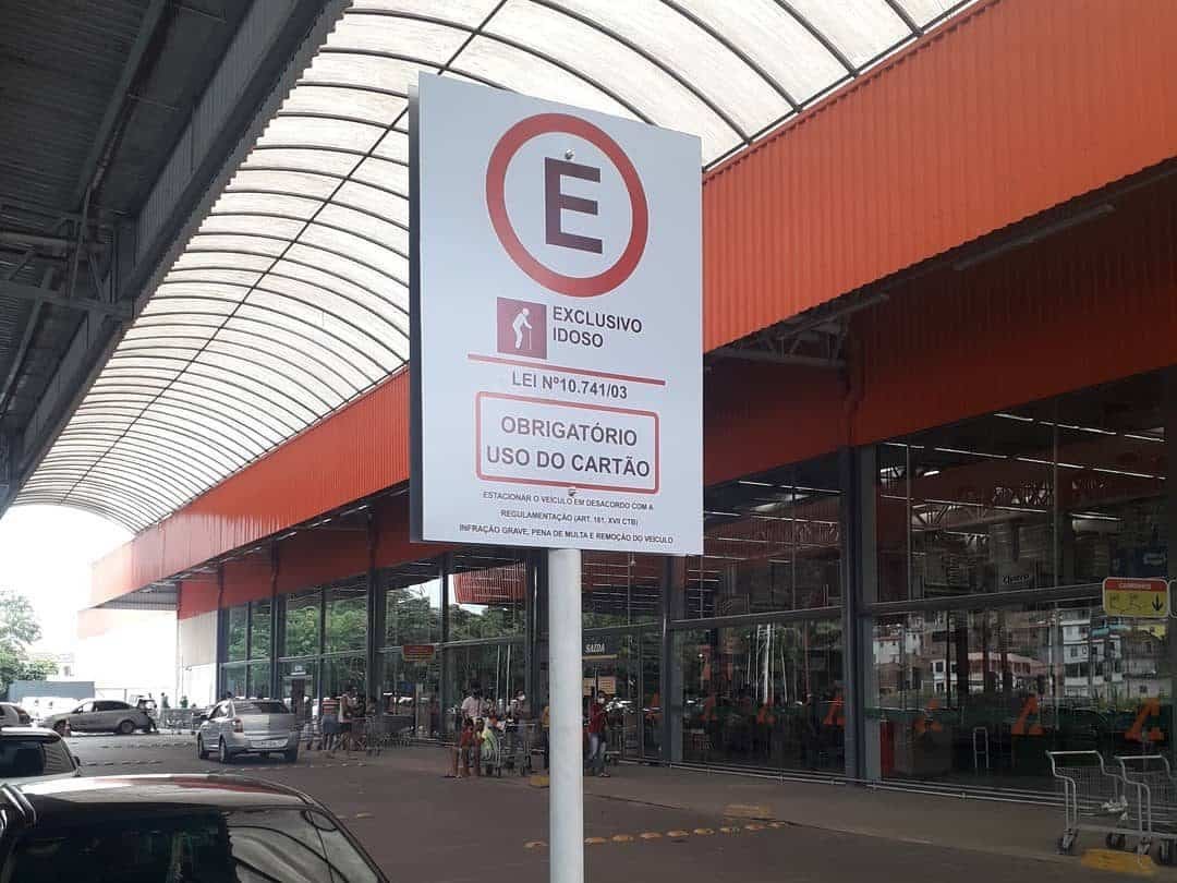 Placas e Comunicação Visual em Paulista