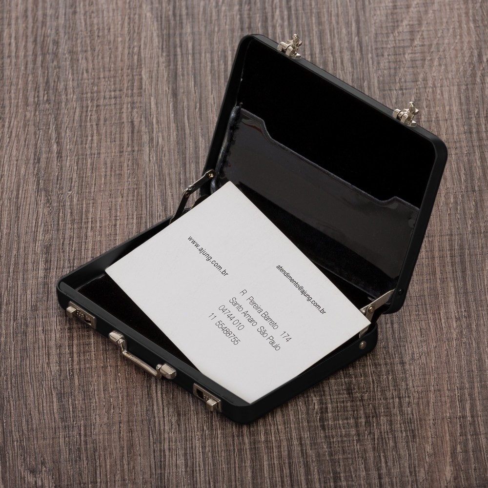 Porta Cartão Maleta Alumínio Personalizado — foto 2