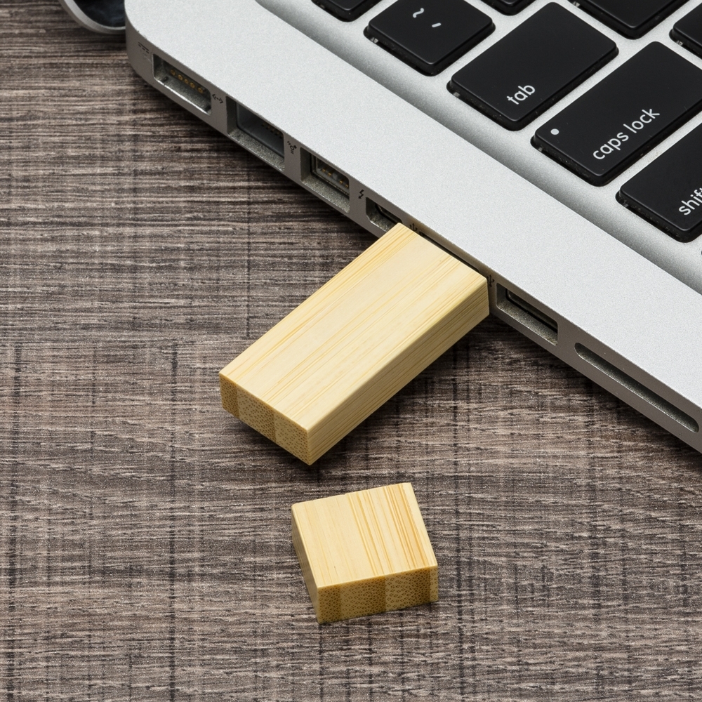 Pen Drive 4GB Bambu Personalizado — foto 2