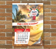 Calendário De Parede Simples Com Furo Central
