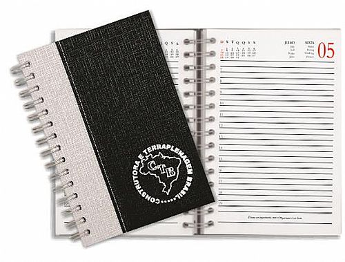 Agenda diaria clean wire-o percalux em duas cores