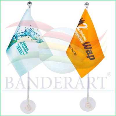 Bandeira com haste e ventosa personalizada