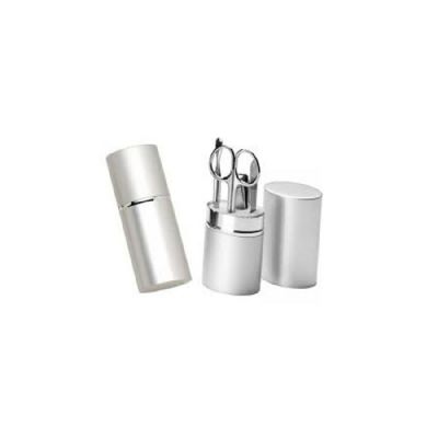 Kit manicure personalizado com 5 peças.