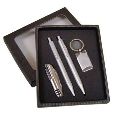 Kit executivo com 4 peças em estojo personalizado