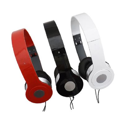 Fone de ouvido dobrável com fio reforçado
