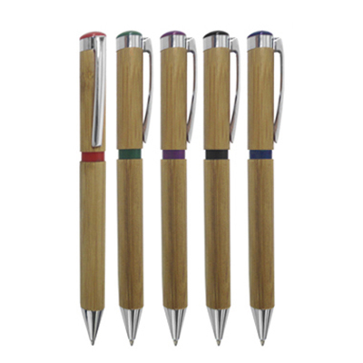 Caneta de Bambu com detalhes em metal personalizado