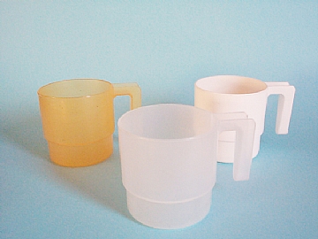 Caneca com Alça Empilhável Personalizada