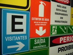 Placas de Sinalização Personalizadas