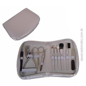 Kit Manicure e Maquiagem Personalizado