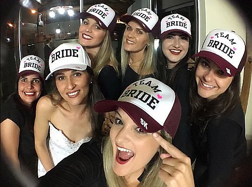 Bonés Personalizados para festas e casamentos