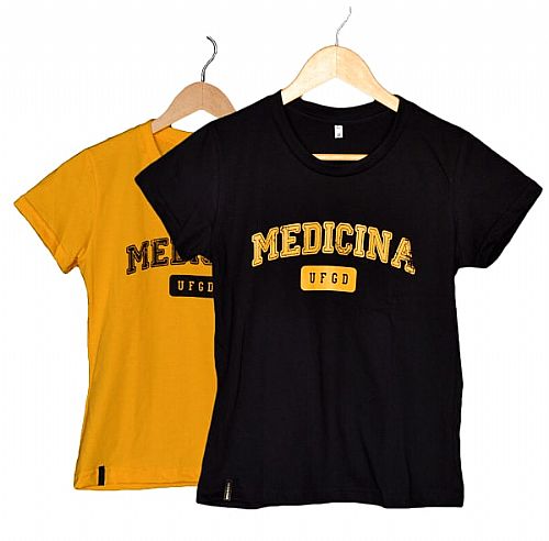 Camiseta Tradicional Personalizada com fio penteado