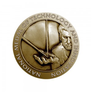 PIN ENVELHECIDO