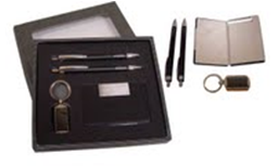 KIT EXECUTIVO CANETA, LAPISEIRA, CHAVEIRO E PORTA CARTÃO