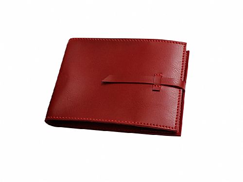 Álbum de fotos personalizado em couro ou sintético, vermelho.