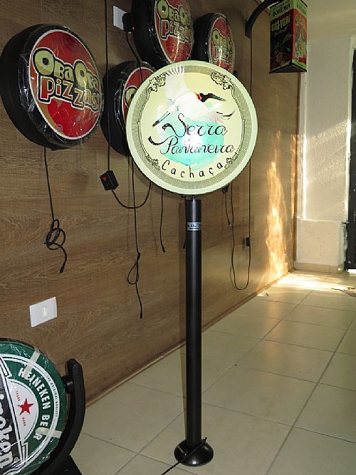 PLACA MODELO PEDESTAL PERSONALIZADA