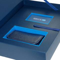 Caixa com Kit de Entrega Personalizado