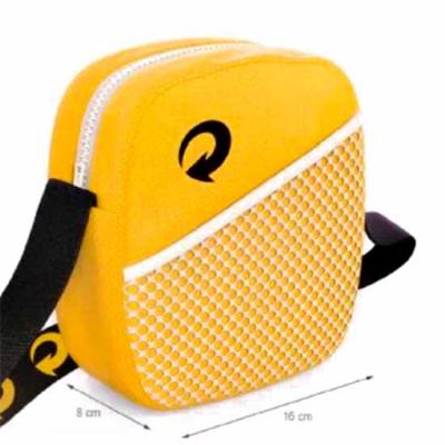 Shoulderbag Personalizada com bolso frontal.
