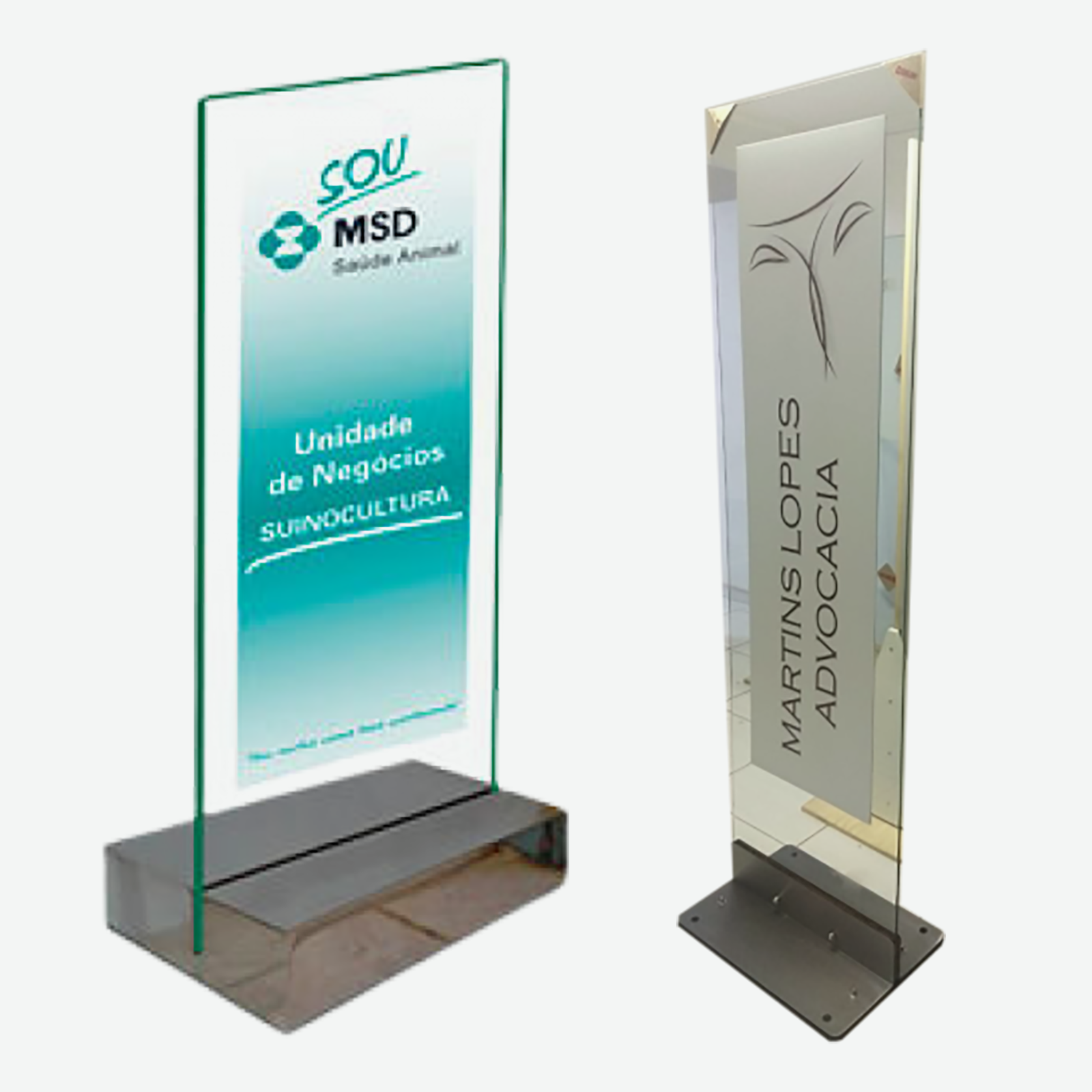 Totem de Vidro Adesivado