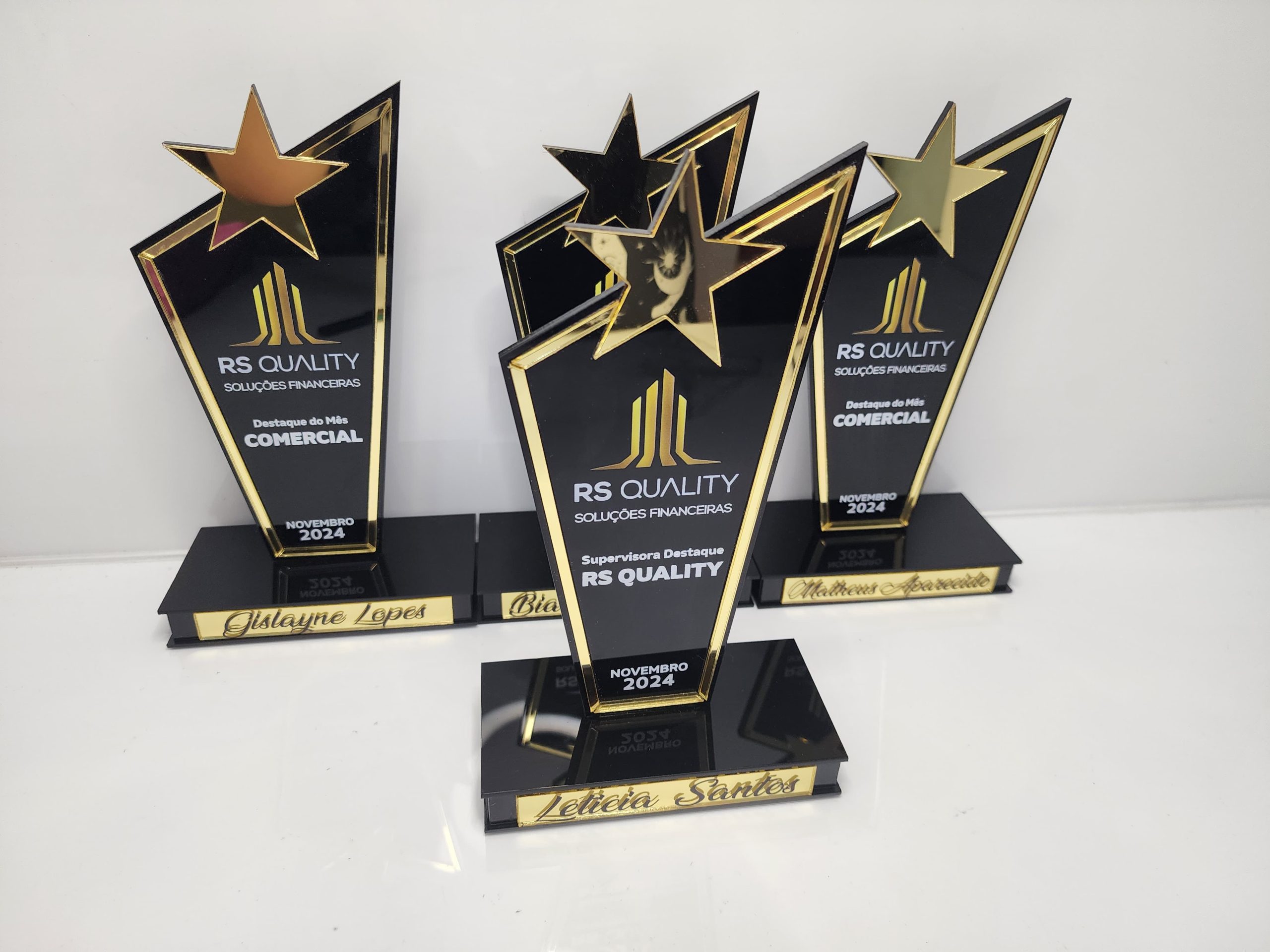 Troféu Acrílico Preto Relevo Espelhado - FM TROFÉUS - Troféus e medalhas personalizados