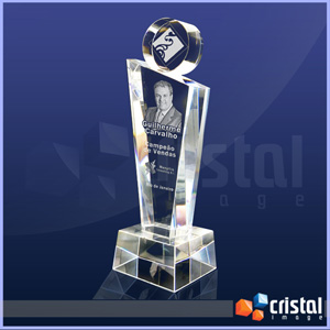 Trofeu Personalizado em Cristal Com 3 Partes