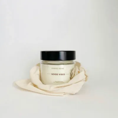 Vela aromática 150g em cera de coco premium com tampa metálica